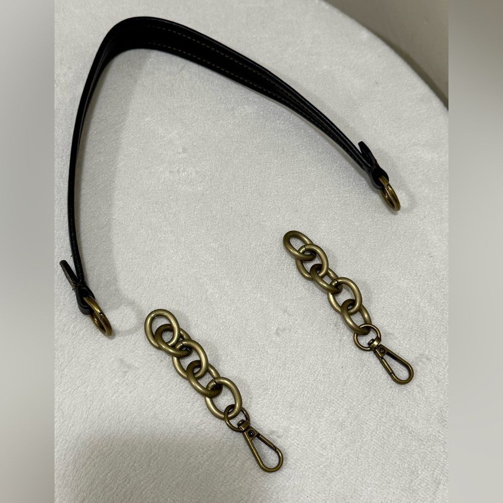 Unique Togo Cowhide Leather Handmade Vintage Kisslock Purse, Multi Use Style - Picture 15 of 16